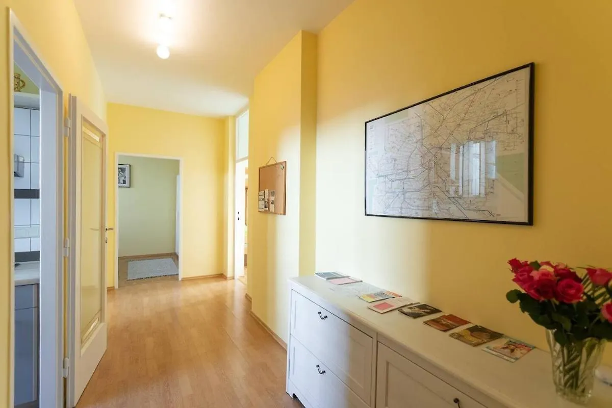 Apartment Krotti Hills Appartment Vienna Austria