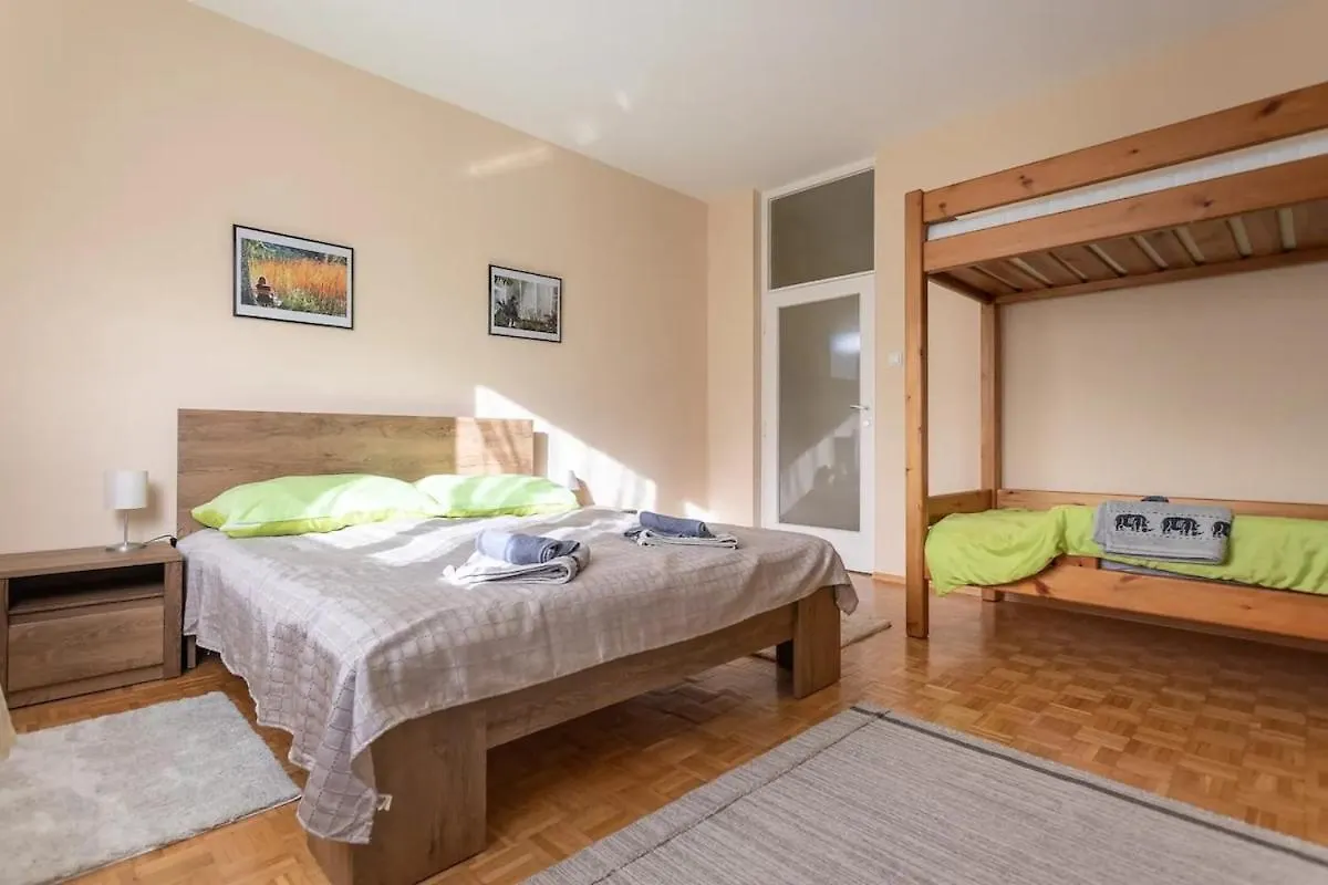 Apartment Krotti Hills Appartment Vienna