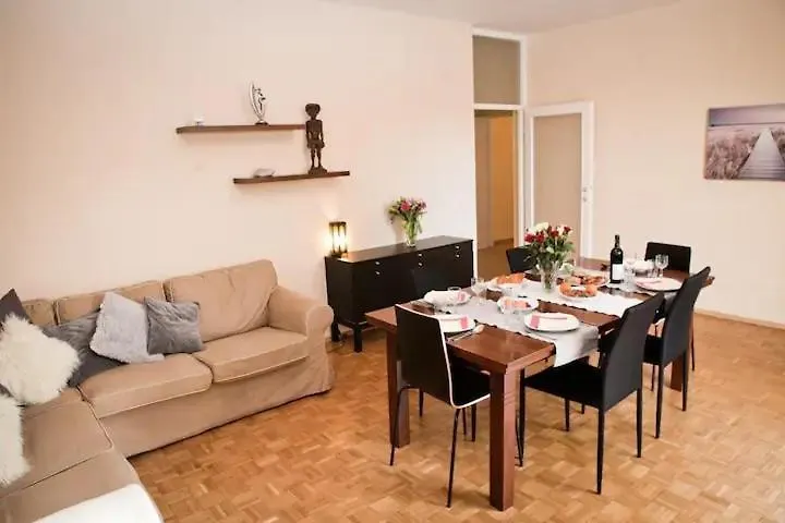 Krotti Hills Appartment Vienna 0*,  Austria